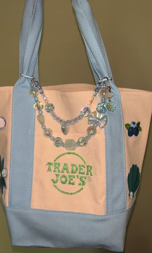 ✨ Trader Joe’s totes *blue*
